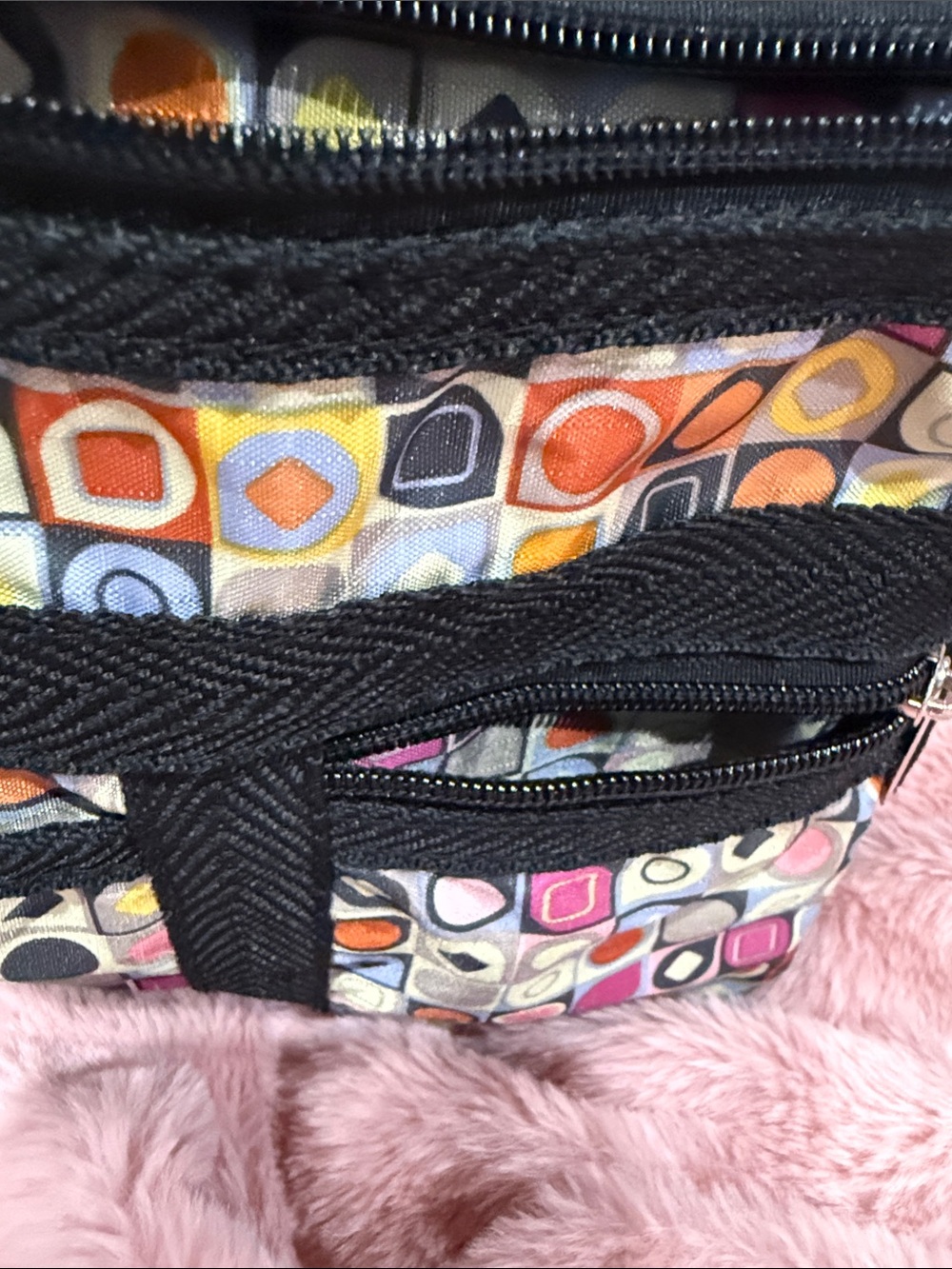 Braciano Multi-Color Geometric Crossbody Bag - Casual Women's Shoulder Bag - Picture 5 of 11